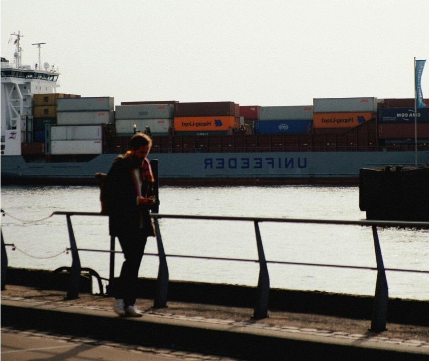 FTL lane moving through Massachusetts