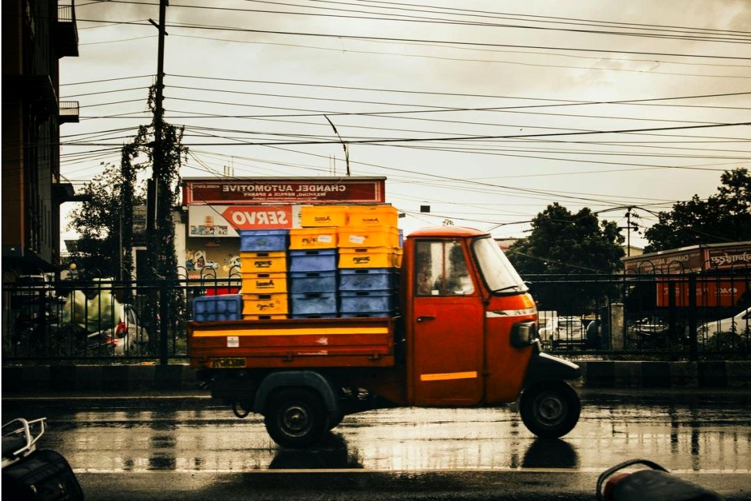 Refrigerated truck exterior